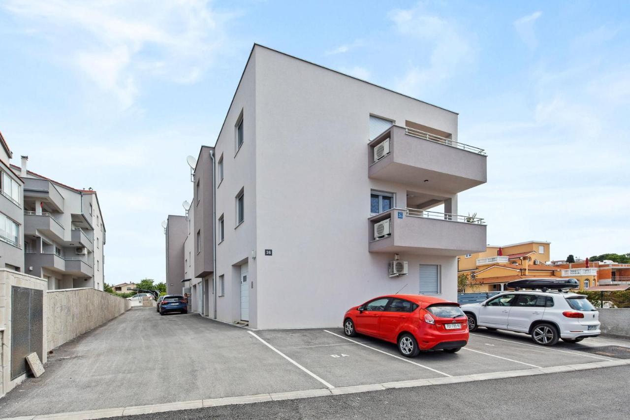 Apartman Leone *